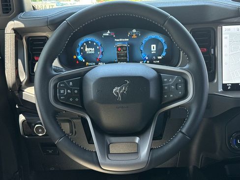 New 2026 Ford Bronco Outer Banks AWD/4WD image 16