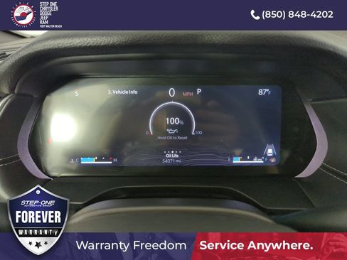 Used 2024 Jeep Grand Cherokee Altitude AWD/4WD image 38