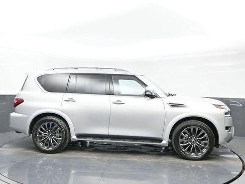 Used 2024 Nissan Armada Platinum w/ Captain's Chairs Package image 7