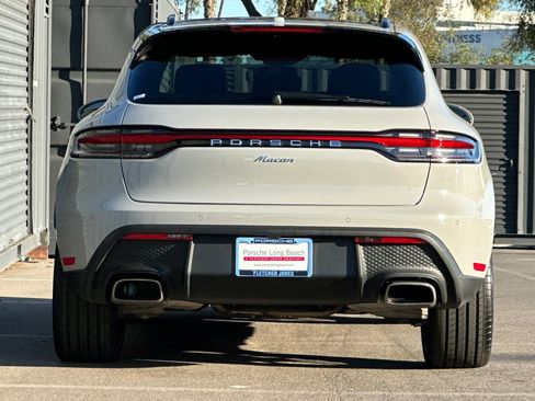 Used 2025 Porsche Macan image 7