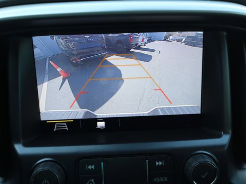 Used 2022 Chevrolet Colorado LT w/ Safety Package image 29