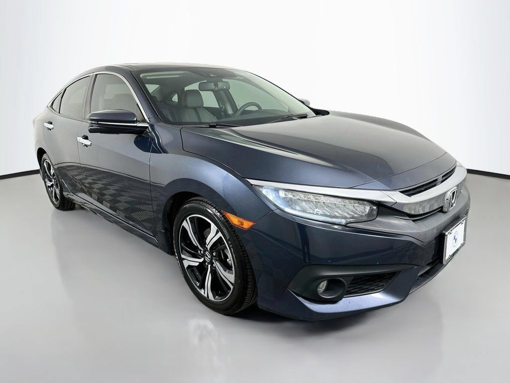 Used 2016 Honda Civic Touring image 3