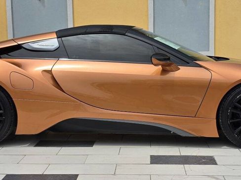 Used 2019 BMW i8 Roadster AWD/4WD image 13