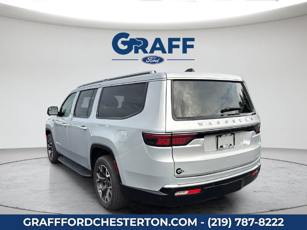 Used 2024 Jeep Wagoneer L Series III AWD/4WD image 11