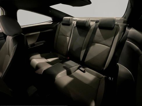Used 2017 Honda Civic Touring image 18