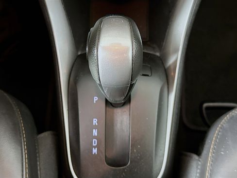 Used 2020 Chevrolet Trax LT w/ Driver Confidence Package image 24