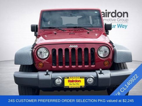 Used 2012 Jeep Wrangler Unlimited Sport AWD/4WD image 2