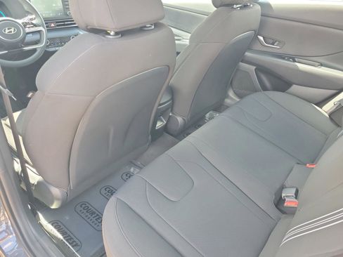 New 2025 Hyundai Elantra Blue image 25