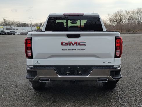 New 2026 GMC Sierra 1500 SLE w/ X31 Off-Road Package AWD/4WD image 6