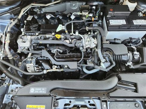 Used 2023 Toyota Corolla Cross XLE image 29