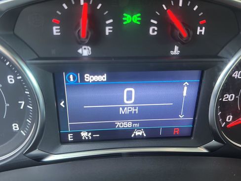 Used 2023 GMC Terrain SLE w/ Driver Convenience Package image 19