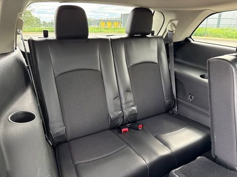 Used 2015 Dodge Journey Crossroad w/ Flexible Seating Group FWD image 14