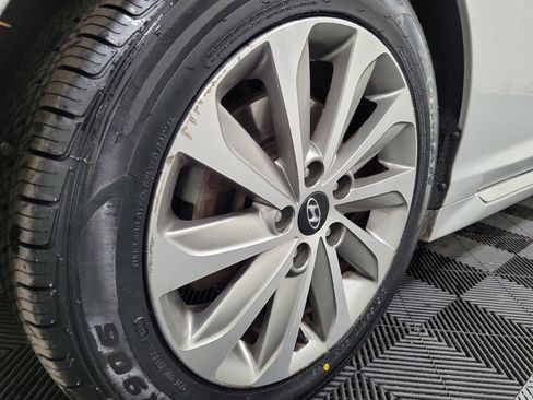 Used 2016 Hyundai Sonata Sport image 31