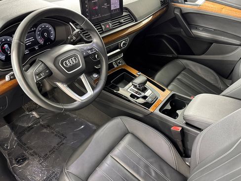 Used 2023 Audi Q5 2.0T Premium Plus w/ Premium Plus Package image 9