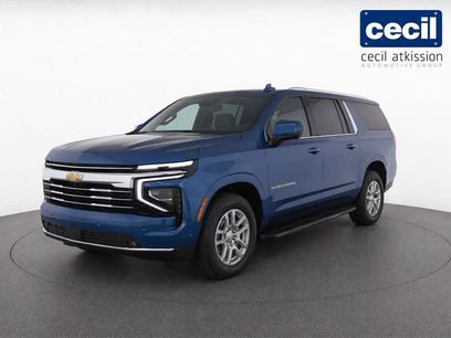 Used 2025 Chevrolet Suburban LT