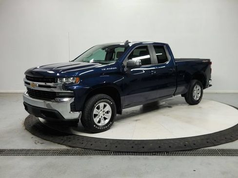 Used 2020 Chevrolet Silverado 1500 LT AWD/4WD image 4