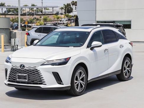 Used 2025 Lexus RX 350h w/ Convenience Package AWD/4WD image 3