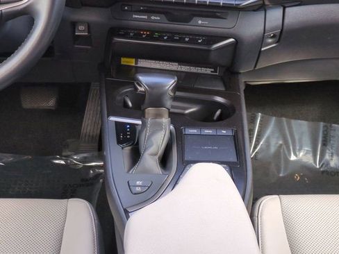 Used 2021 Lexus UX 250h 250h Base w/ Premium Package image 19