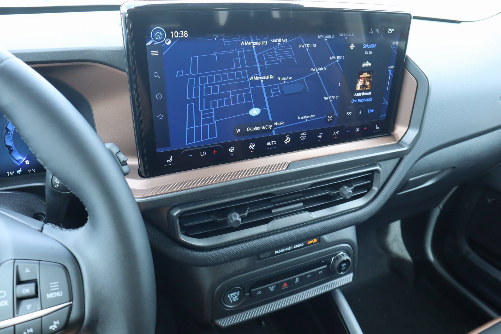 New 2025 Ford Bronco Sport Outer Banks w/ Outer Banks Tech Package+ AWD/4WD image 6