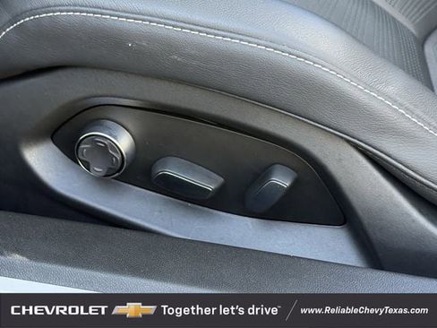 Used 2025 Chevrolet Corvette Stingray Preferred Conv w/ Z51 Performance Package RWD image 31