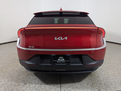 Used 2024 Kia EV6 Light RWD image 6