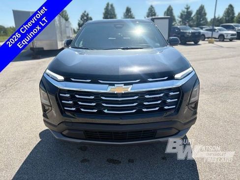 New 2026 Chevrolet Equinox LT w/ Convenience Package II FWD image 8