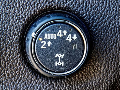 Used 2022 GMC Canyon Denali image 21