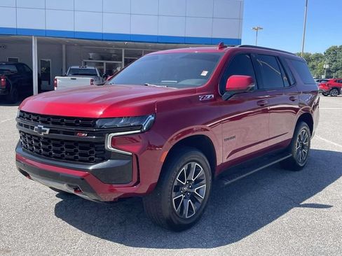 Used 2023 Chevrolet Tahoe Z71 w/ Luxury Package AWD/4WD image 9