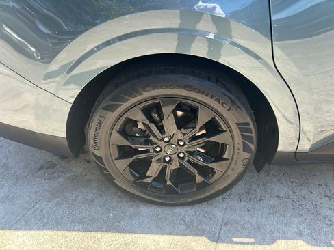 Used 2023 Kia Carnival SX Prestige FWD image 26