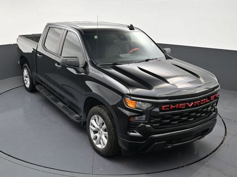 Used 2024 Chevrolet Silverado 1500 Custom RWD image 18
