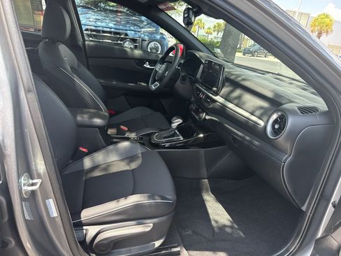 Used 2024 Kia Forte GT-Line w/ GT-Line Premium Package FWD image 36