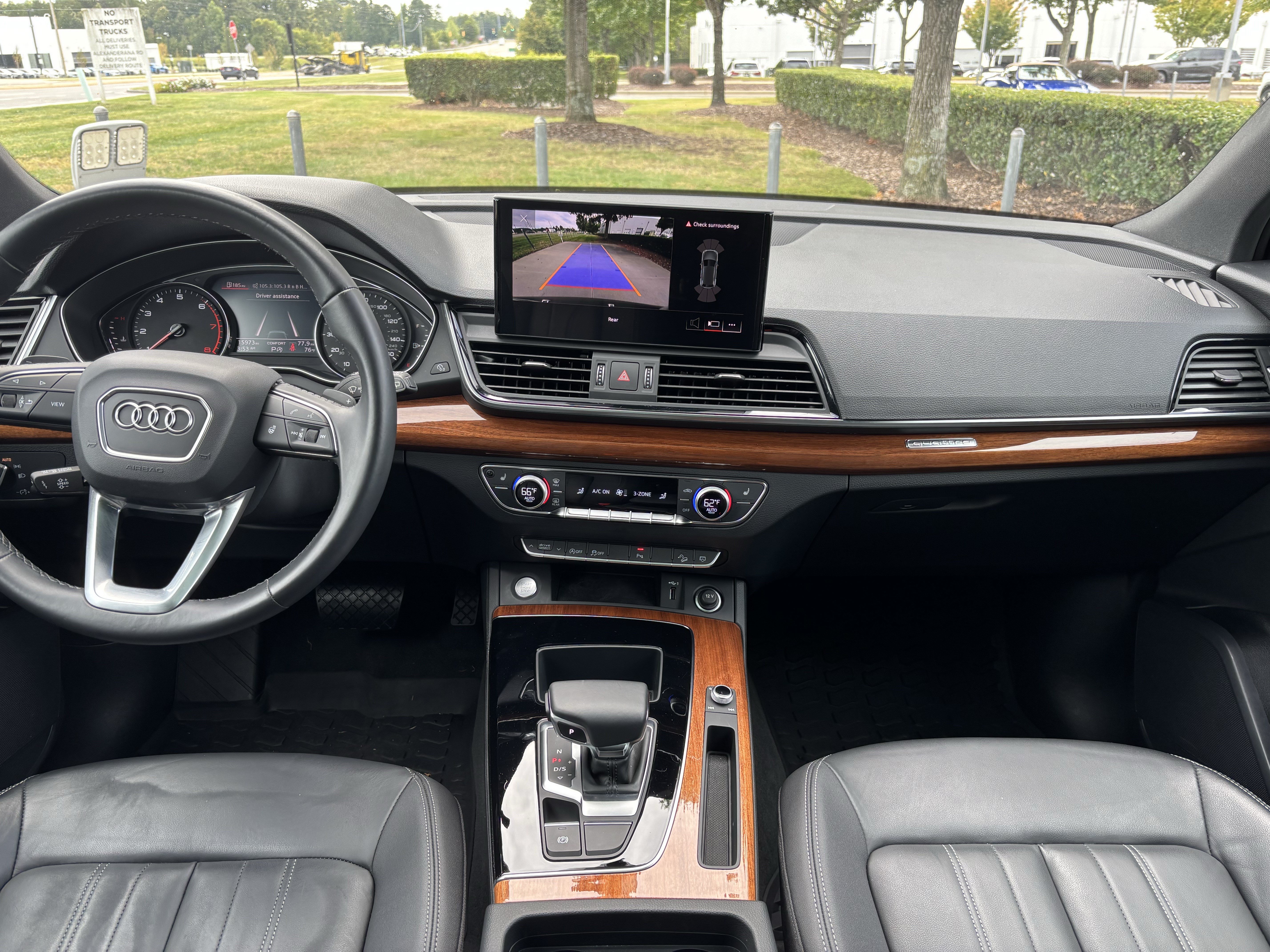 Certified 2023 Audi Q5 2.0T Premium w/ Convenience Package AWD/4WD image 31