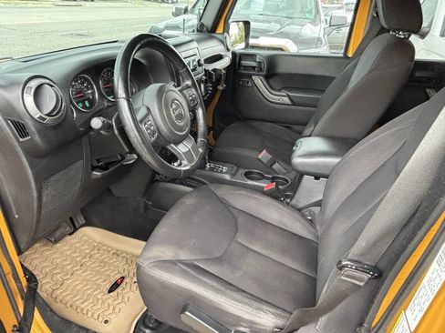 Used 2014 Jeep Wrangler Unlimited Sport w/ Quick Order Package 24S image 10