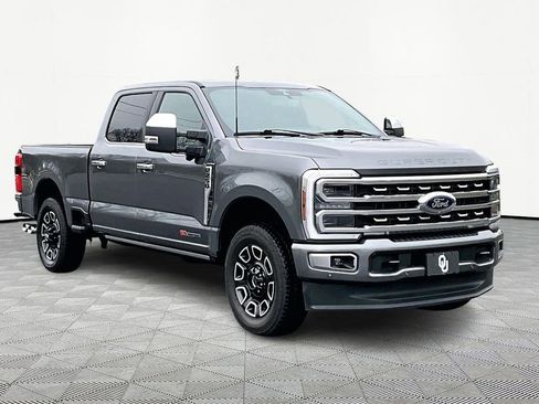 Used 2024 Ford F250 Platinum image 1