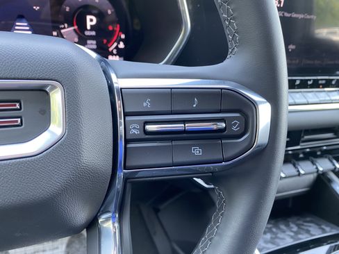 Used 2024 GMC Canyon Elevation w/ Convenience Package image 20