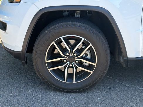 Used 2021 Jeep Grand Cherokee Trailhawk w/ Trailhawk Luxury Group AWD/4WD image 9