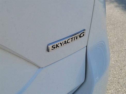 Used 2022 MAZDA CX-5 AWD 2.5 S w/ Premium Package image 12