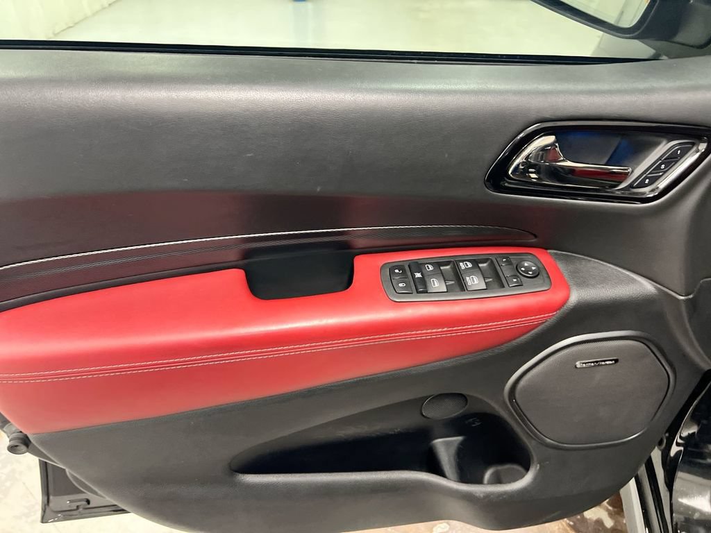 Used 2022 Dodge Durango R/T w/ Tow 'N Go Package AWD/4WD image 22