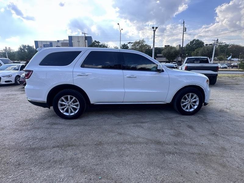 Used 2020 Dodge Durango SXT w/ 3rd Row Seating Group RWD image 3