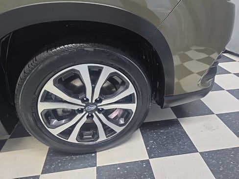 Certified 2023 Subaru Forester Limited AWD/4WD image 7