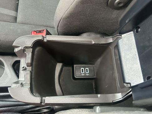 Used 2018 Ford Transit Connect XLT FWD image 38