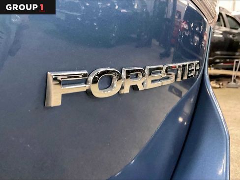 Used 2023 Subaru Forester Limited AWD/4WD image 10