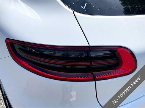 Used 2017 Porsche Macan AWD/4WD image 27