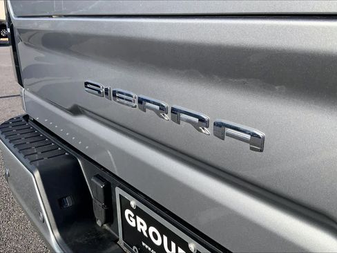 Used 2025 GMC Sierra 2500 AT4 w/ AT4 Premium Plus Package image 30