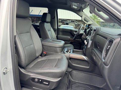 Used 2021 GMC Sierra 1500 SLT w/ SLT Premium Plus Package AWD/4WD image 21