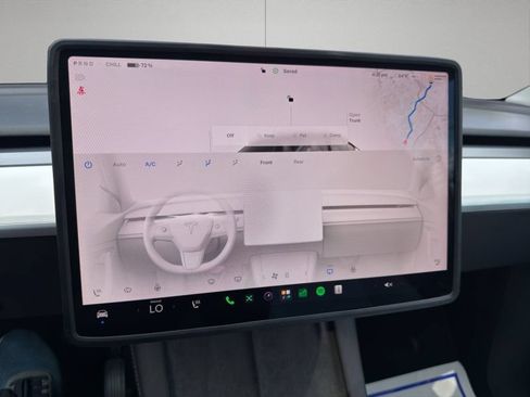 Used 2024 Tesla Model Y Long Range AWD/4WD image 18