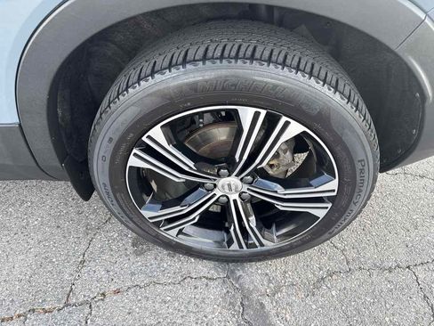Used 2020 Volvo XC40 T5 Inscription w/ Protection Package Premier image 9