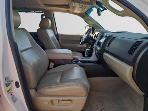 Used 2008 Toyota Sequoia Limited image 14