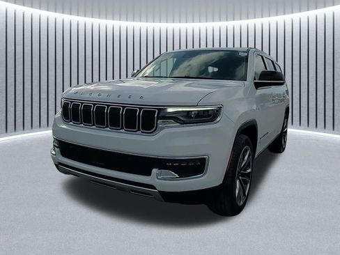 Used 2024 Jeep Wagoneer Series III w/ Premium Group I image 20