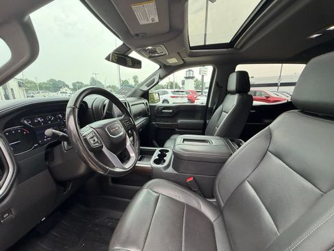 Used 2022 GMC Sierra 1500 SLT w/ SLT Premium Package AWD/4WD image 4